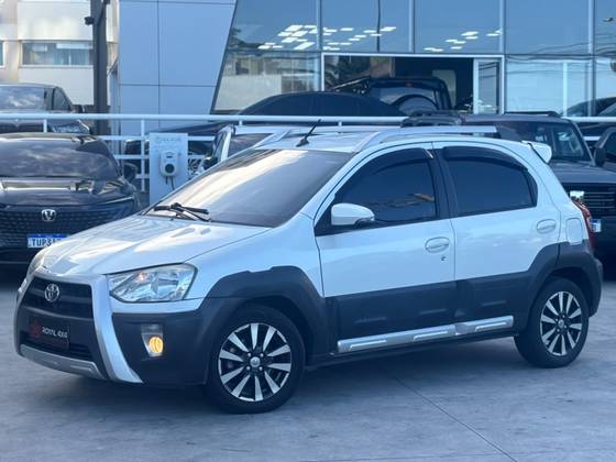 TOYOTA ETIOS CROSS 1.5 16V FLEX 4P AUTOMÁTICO